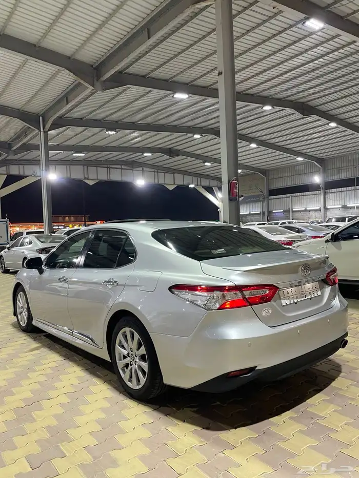 تويوتا كامري GLE بنزين 2018 وكاله 8