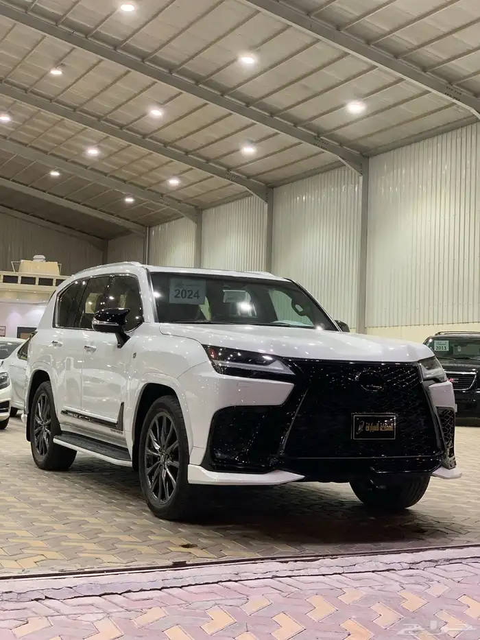 لكزس 600 LX فل كامل 2024 سعودي 2