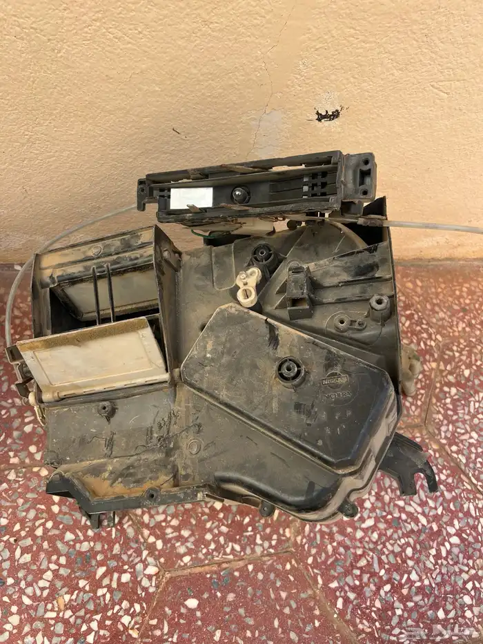 للبيع تشليح نيسان 1993 5