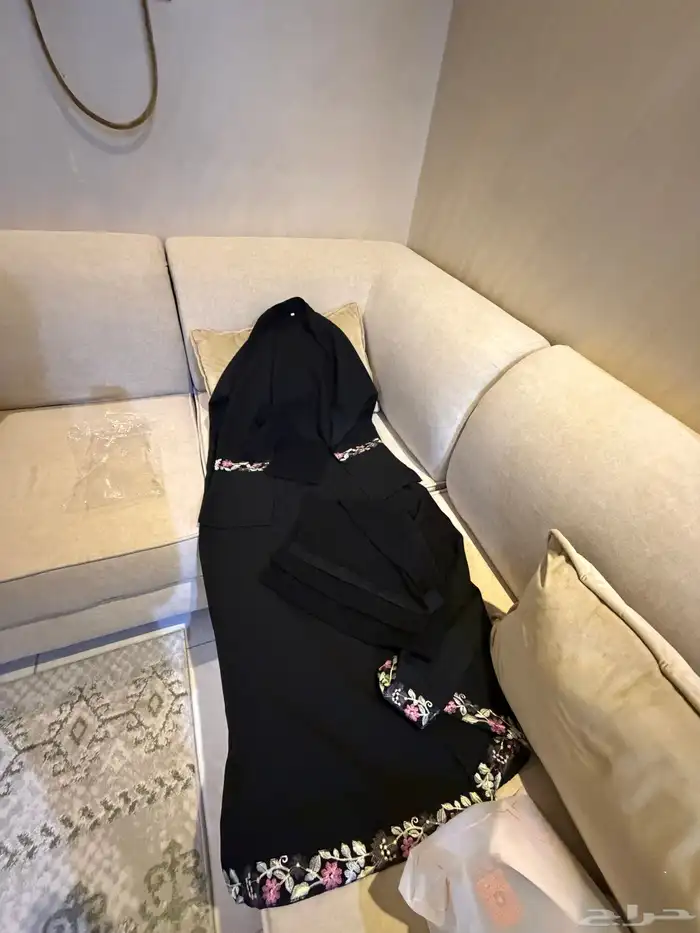 3 عبايات من كيان جديدة بالكيس لم تلبس أبد ا 9