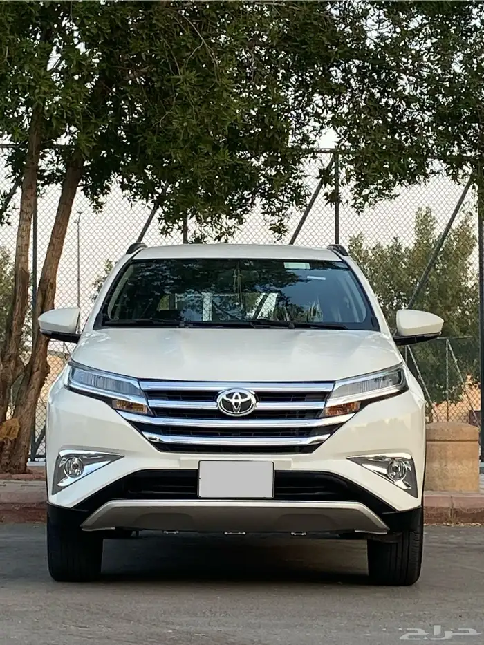 تويوتا راش   2023 ابيض 1