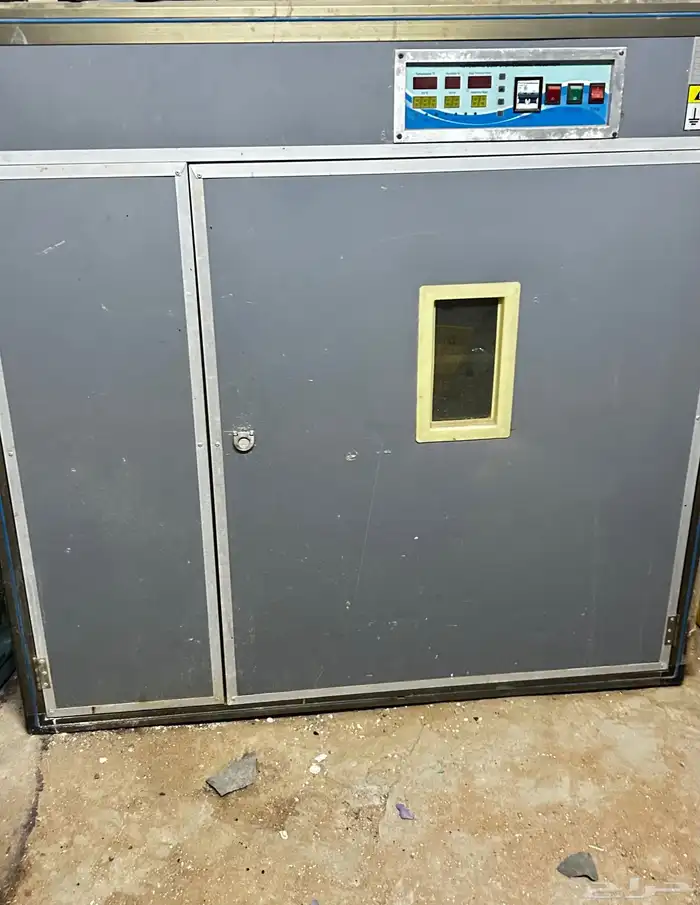 للبيع فقاسه 1056 بيضة 0