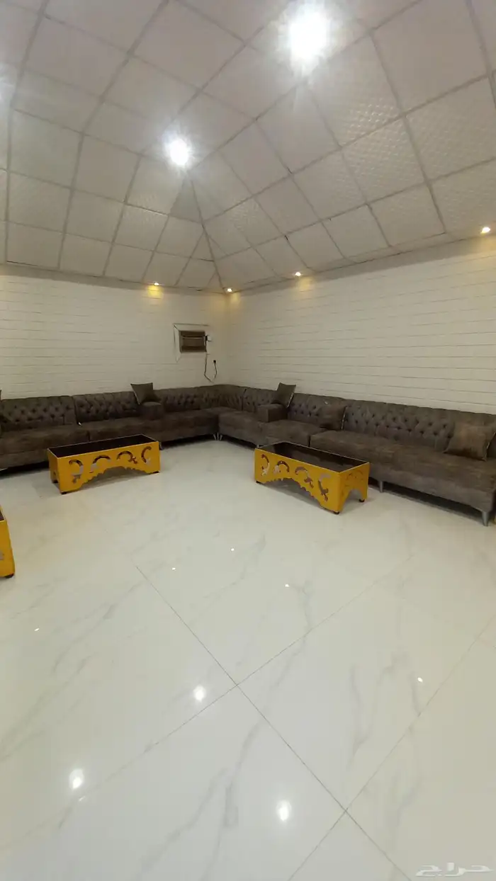 استراحه للايجار قسمين 3000الاف متر 4