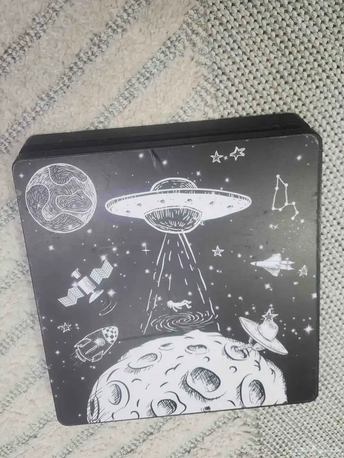 سوني 4 مع شريط و يده 0