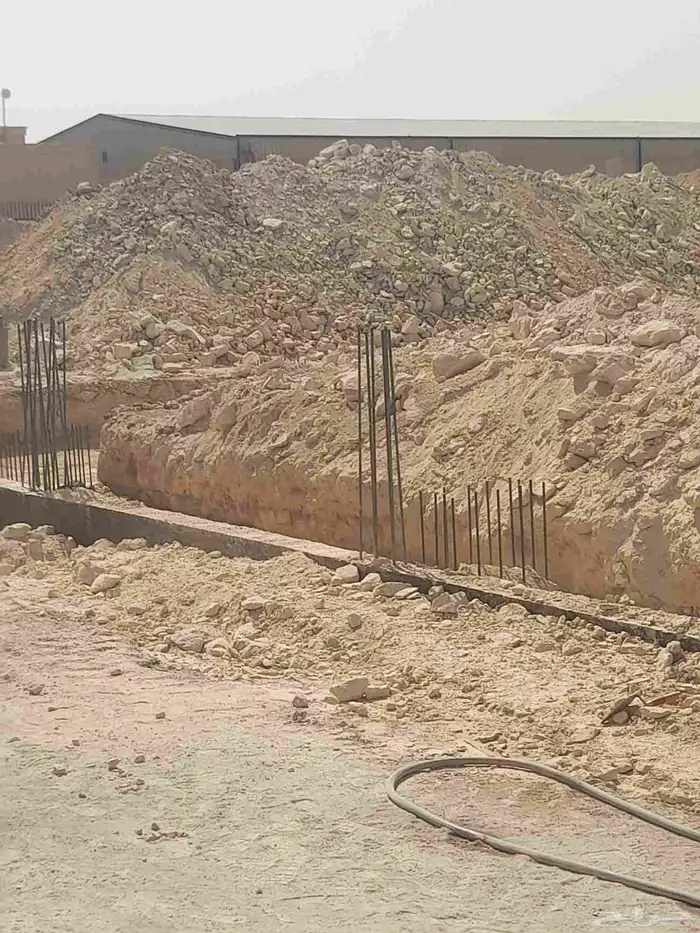 للبيع  ناتج حفر صخري متنوع الأحجام   طريق الخرج القديم 2