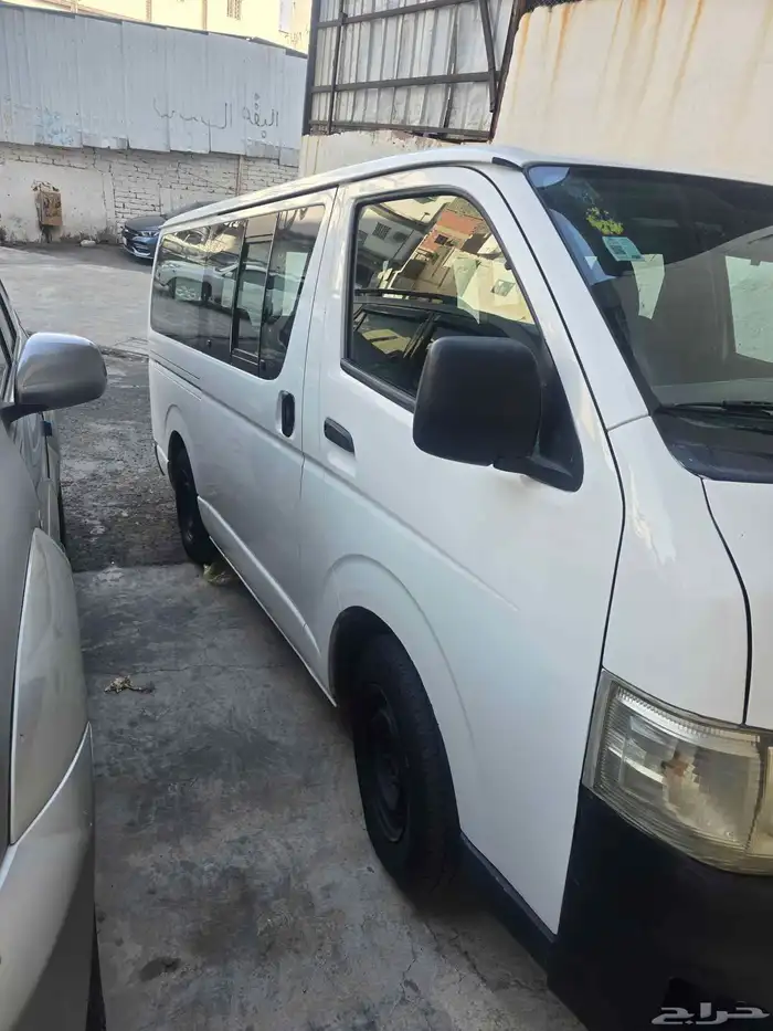 للبيع باص هيس 2011 وكالة من كل شئ البودي راشش نظافه فقط 7