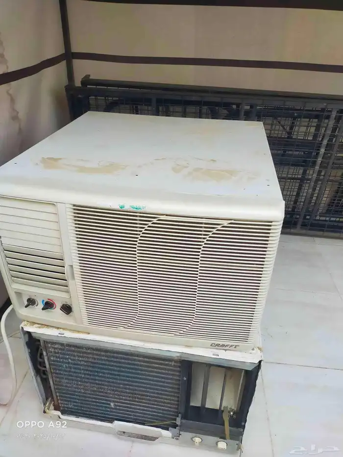 4 سرير حديد مع المراتب2 مكيف بوتجاز مع الغاز مكنسه 1