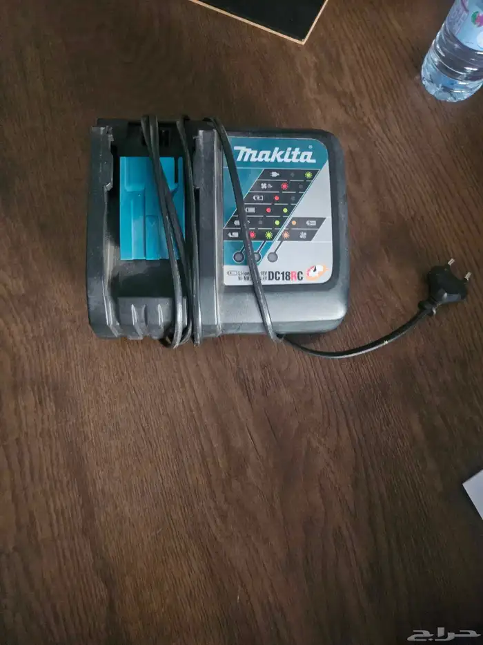 شاحن بطاريات اصلي للبيع 1