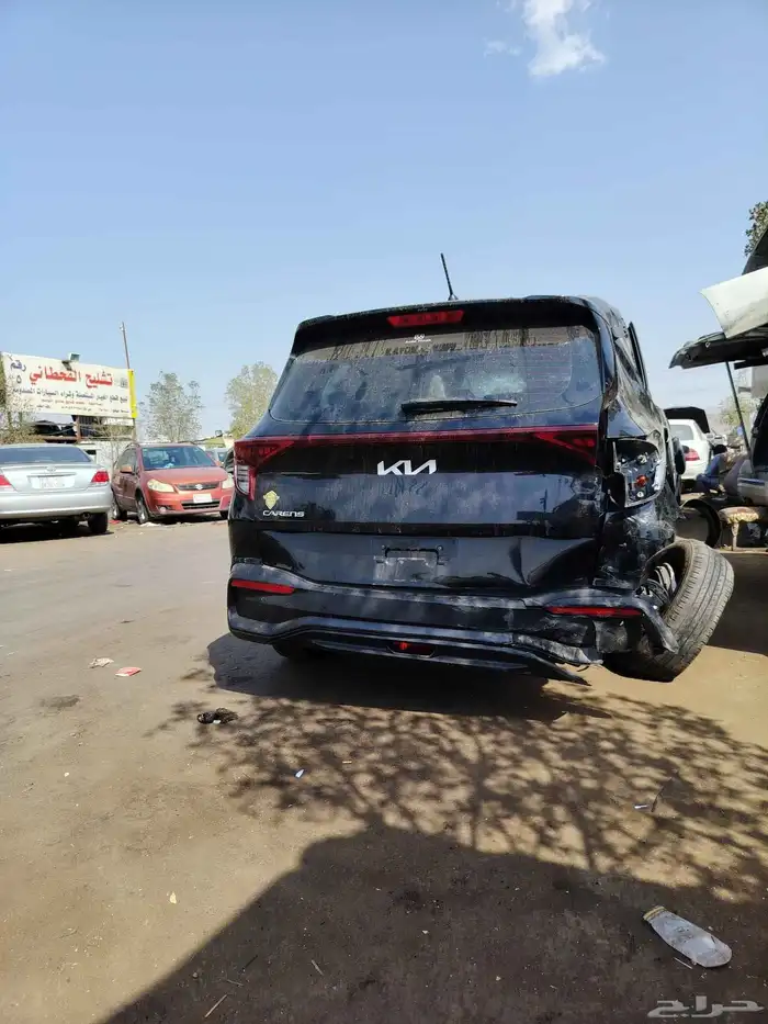 قطع غيار كيا كارينز موديل 2024 1