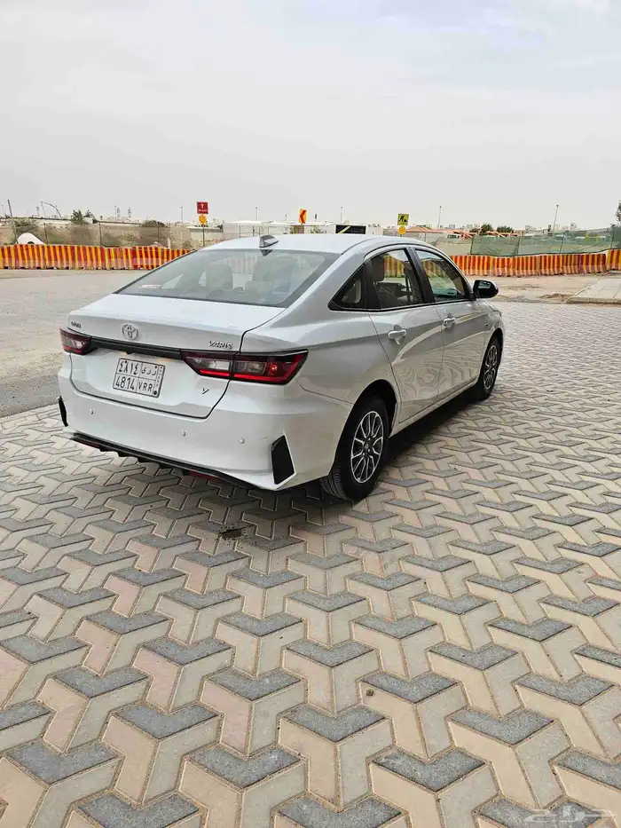للبيع يارس 2023 السعر 43 3