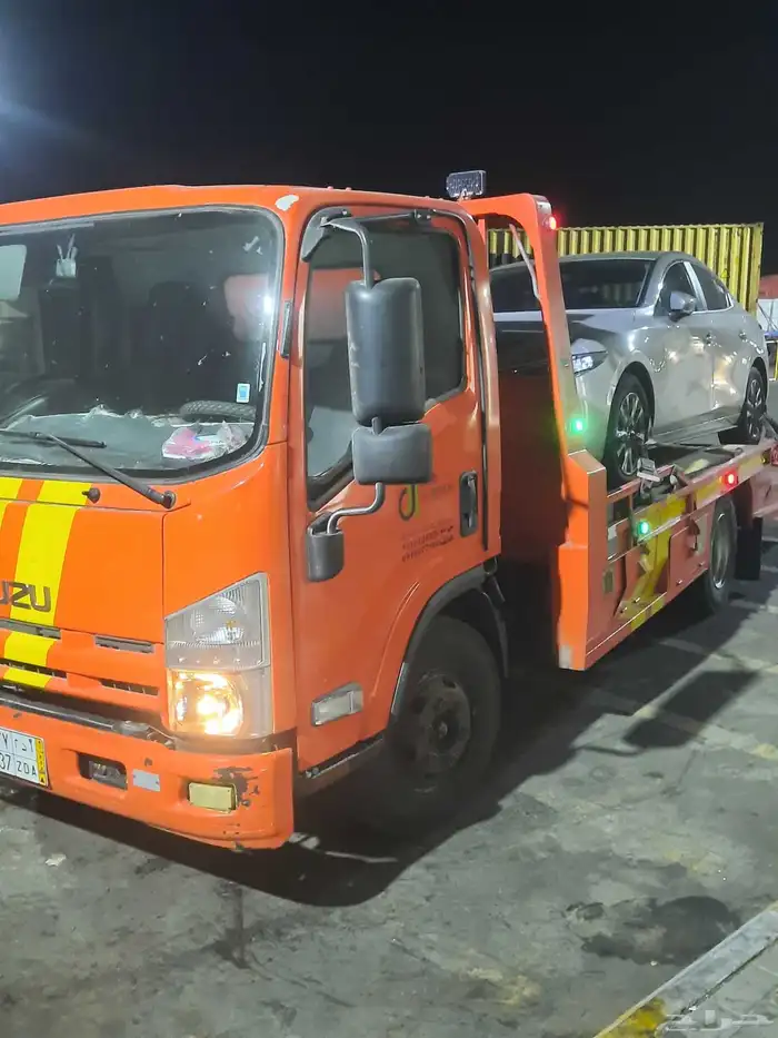 سطحه من حفر الباطن الى الرياض توصيل سريع وسعر مناسب 0