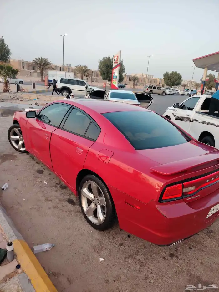 دوج تشارجر 2013 4
