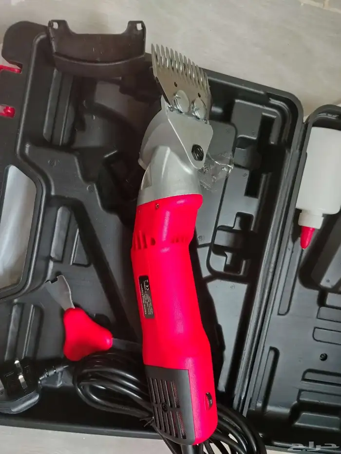 يوجد تحليق أغنام وإبل 1