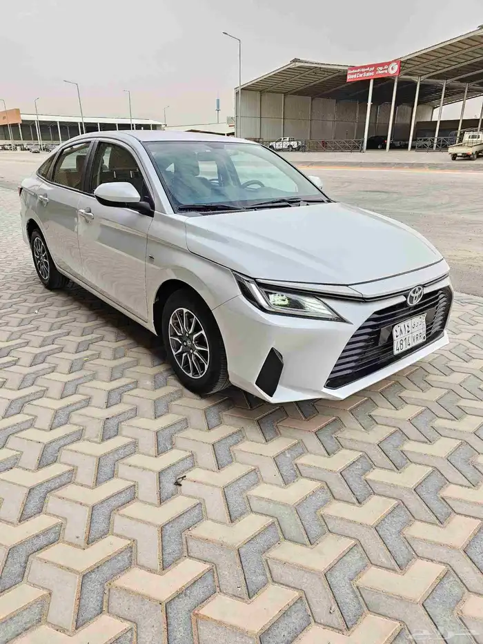 للبيع يارس 2023 السعر 43 1