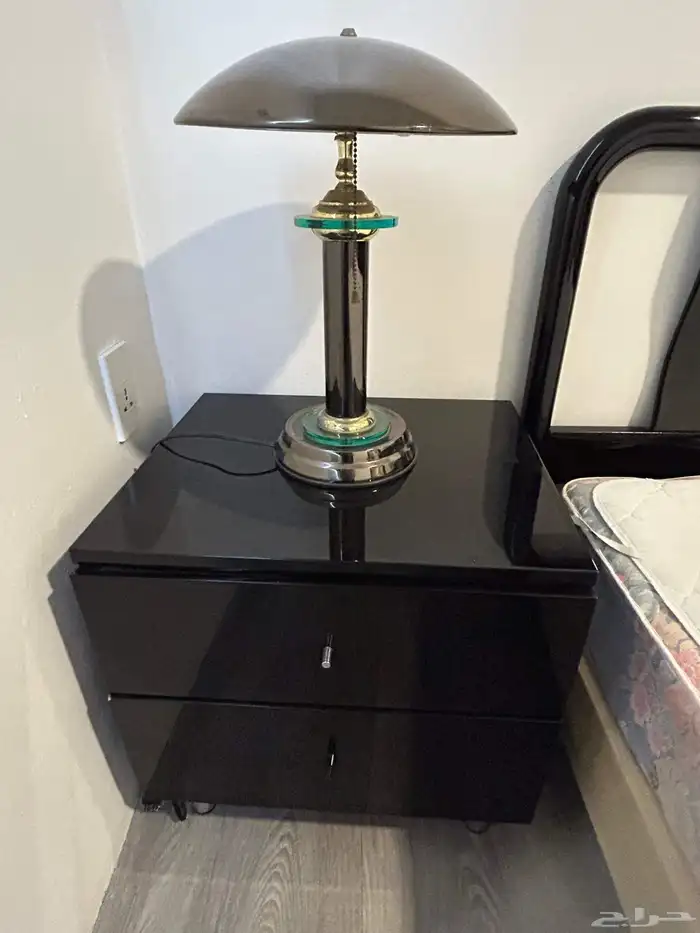 غرفة نوم اسود 2