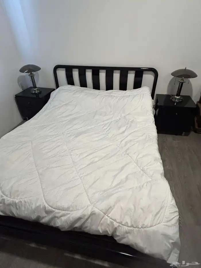 غرفة نوم اسود 3