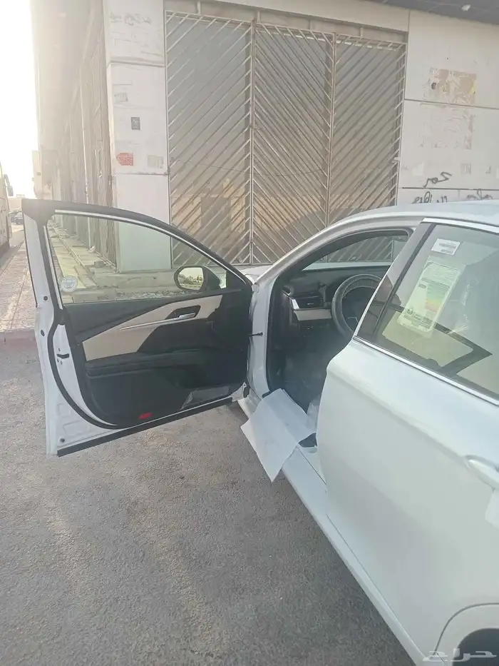 كامري ستاندر 2025 8