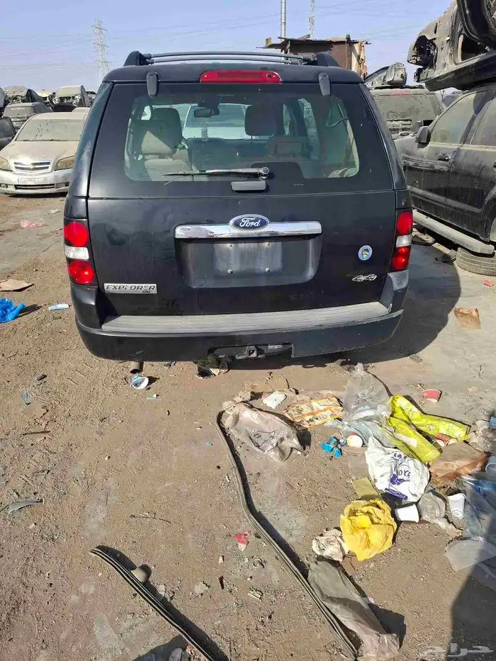 يوجد لدينا فورد اكسبلور موديل 2010 قطع غيار تشليح فقط جده ال 2
