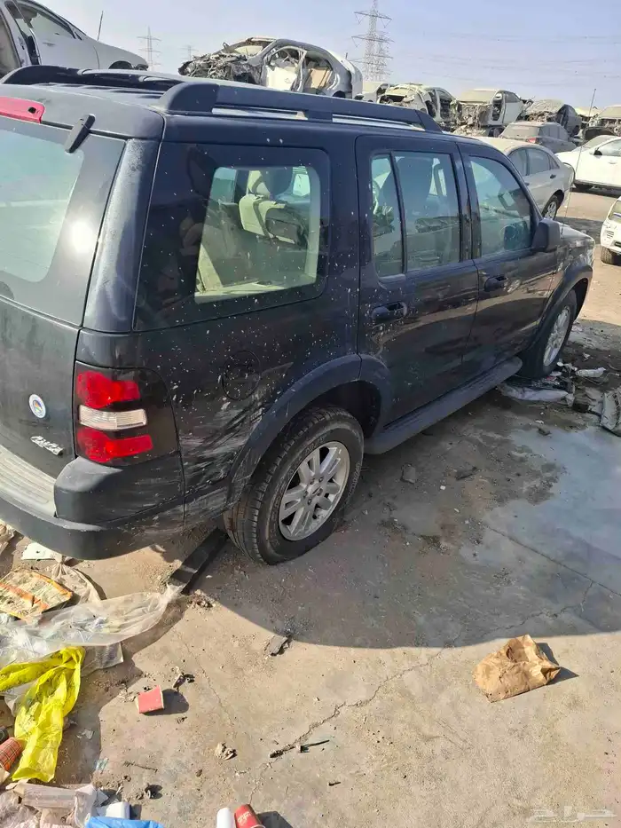 يوجد لدينا فورد اكسبلور موديل 2010 قطع غيار تشليح فقط جده ال 3