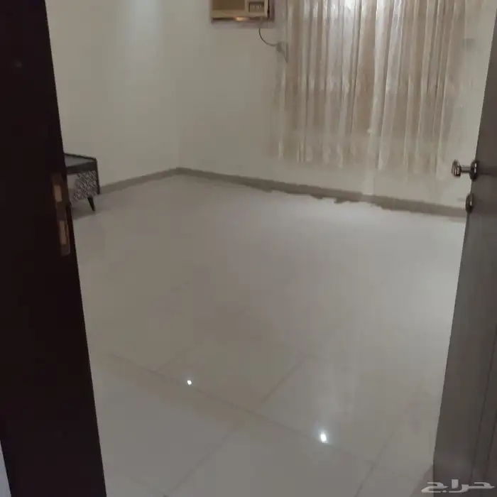 شة 4 غرف مؤثثة للايجار 5
