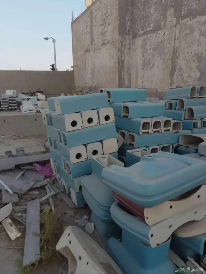 مغاسل دورات المياه مسابح موجودة في الهفوف بل مجان فقط صلحتي 0