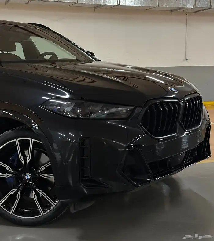 بي ام X6 2024 4