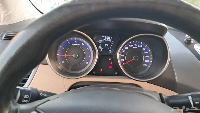 هيونداي النترا 2012 3