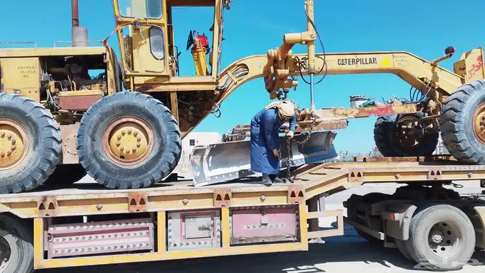 معدات ثقيلة للايجار 2