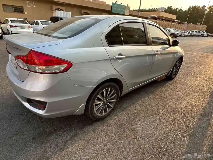 Suzuki Ciaz 4