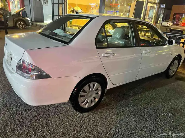 لانسر 2007 اتوماتيك السياره ما شاء الله تبارك 2