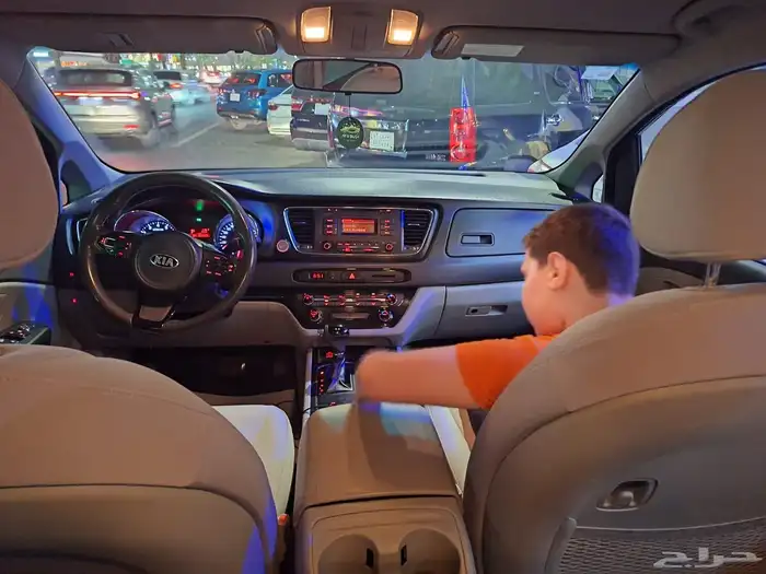 كيا كرنفال 5