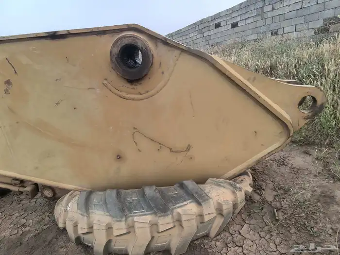 للبيع وصلت بوم كتربلر 349   345 Caterpillar trac 7