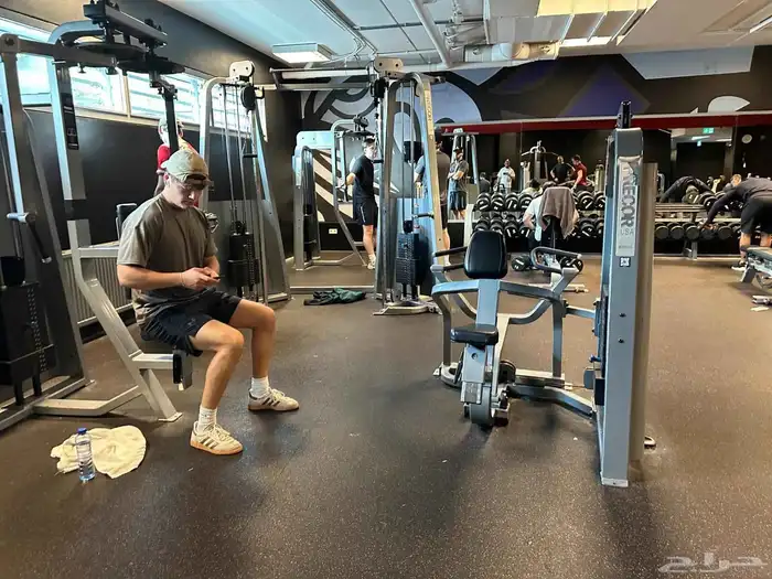 مجموعه أمريكي للبيع كامله 10