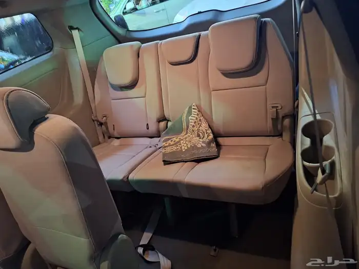 كيا كرنفال 7