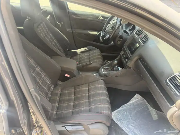فولكس فاجن GTI موديل 2012 5