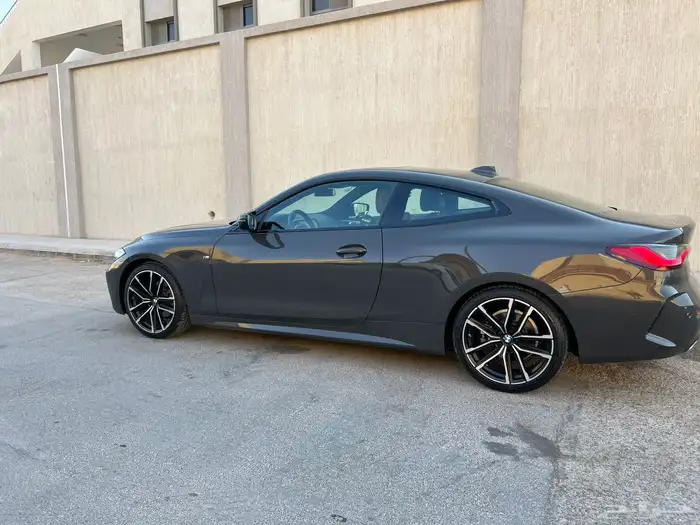 بي ام دبليو موديل 2021 كوبيه 420. ممشى قليل شبه مخززن 4