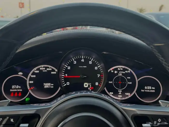 2022 Porsche Cayenne S 10