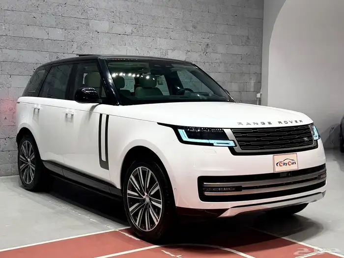 رينج روفر HSE P400 2