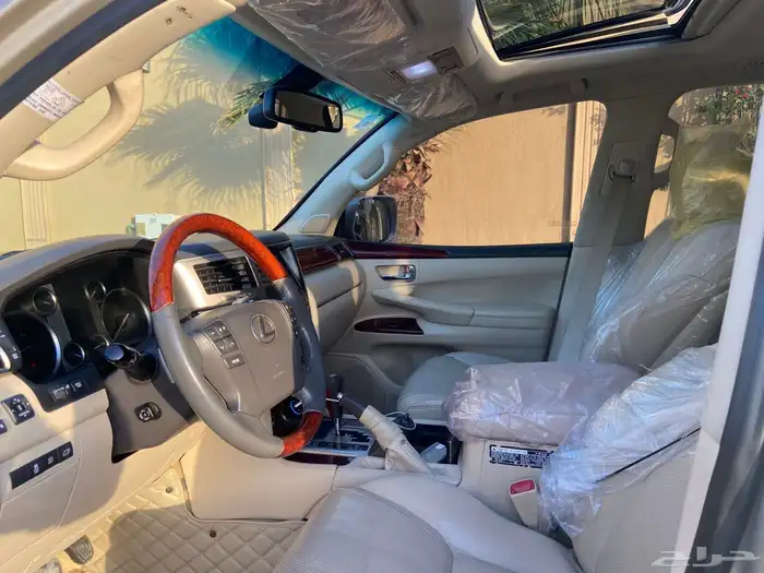 لكزس LX570 فل 2014 بريمي 9
