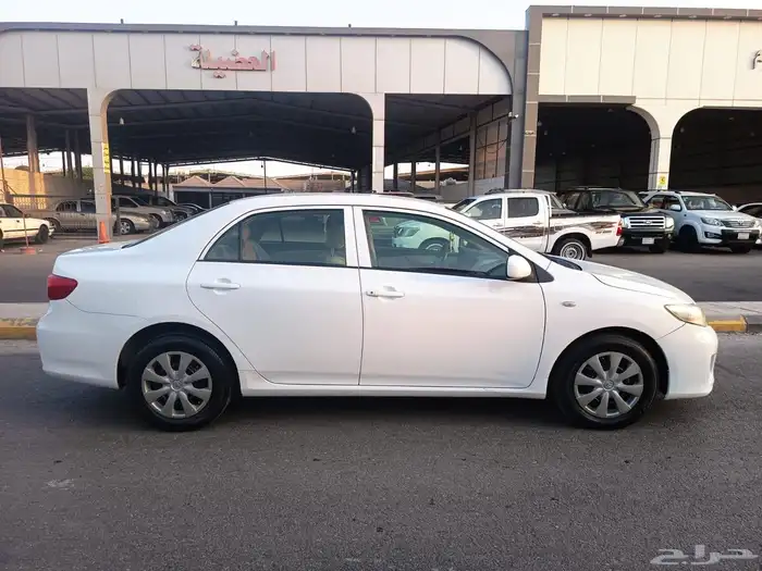 كورولا 2013 نظيف 1