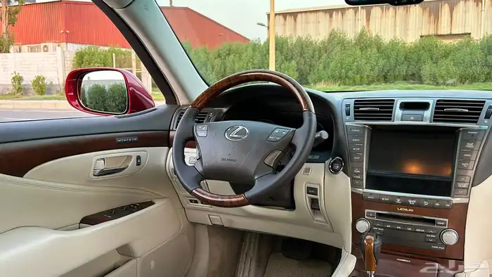 لكزس LS460L لارج 2012 سعودي نظيف 17