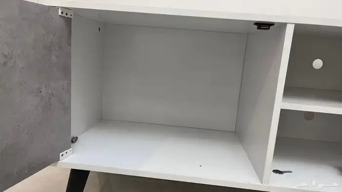 طاوله شاشه نظيفه 2