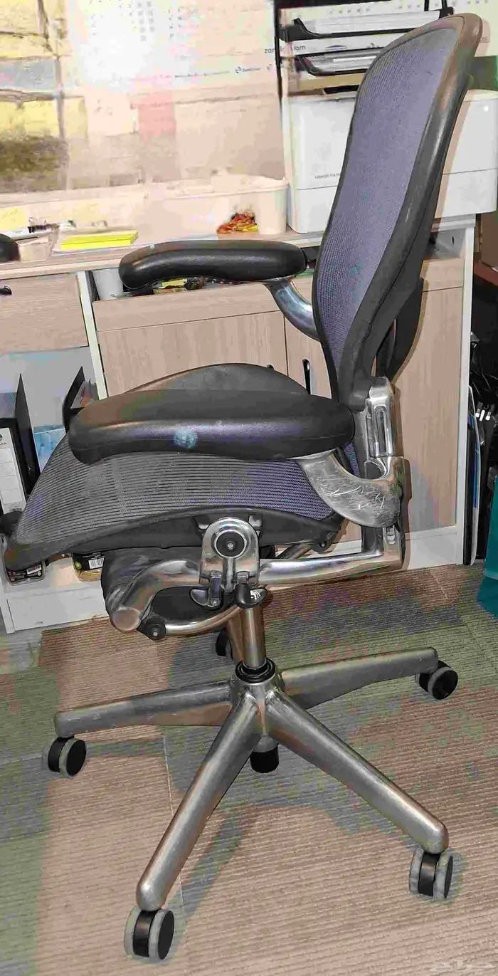 كرسي هارمن ميلر 1