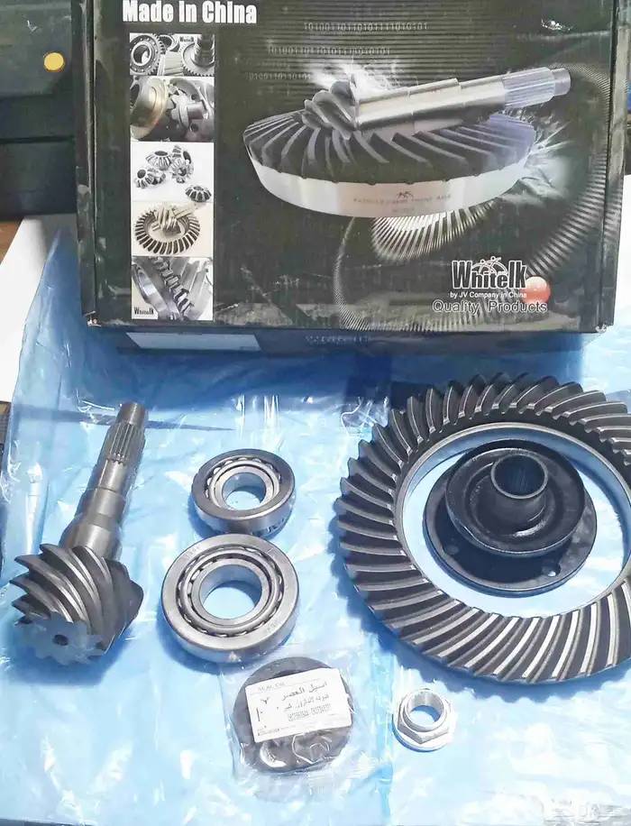 كرونات لاندكروزر خلفي جديد ايطالي 1