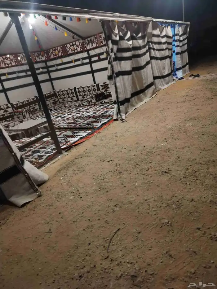 خيمة وبيت اشعر 0