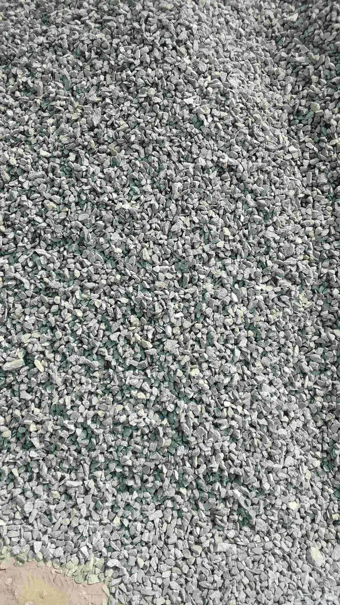 قلاب لنقل البطحاء والاسمنت ومخلفات البناء الدمار 1