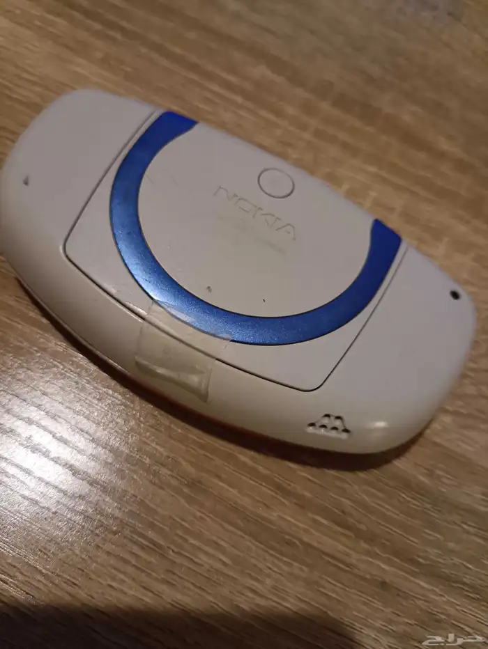 نصف القمر - Nokia 3300 2