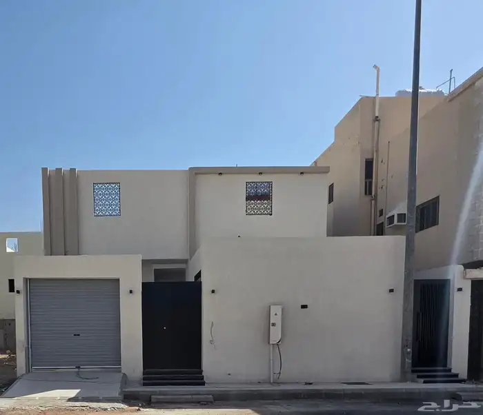 دور مساحته 312 للبيع في ت8 0