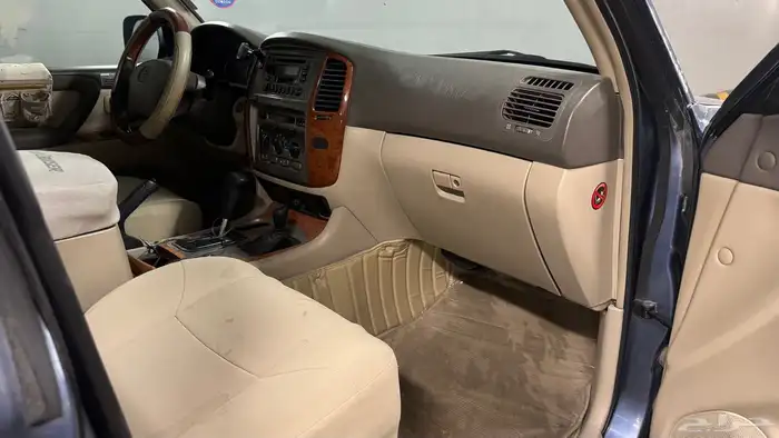 لاندكروزر GXR 2006 18
