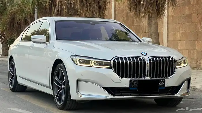 BMW 730i 2020 عداد قليل 8